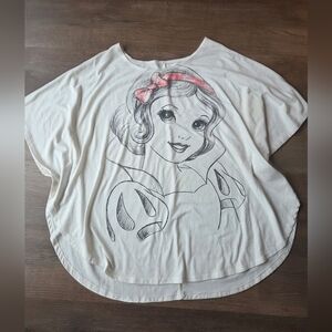Disney Parks Sparkly Snow White Large Print Poncho Swing Shirt Womens size XL